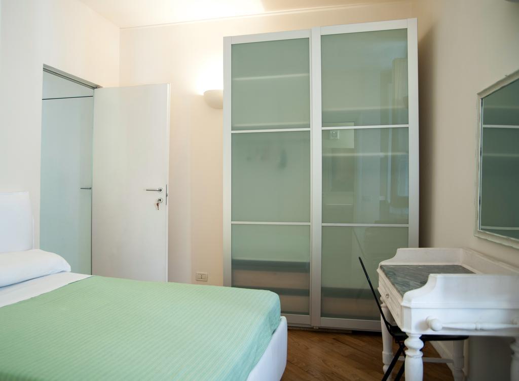Al Villino Bruzza Bed & Breakfast Cenova Dış mekan fotoğraf